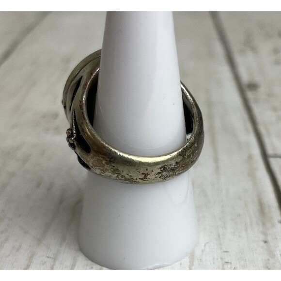 Floral Peace Ring Size 8 Green Stone Silver Tone Sz 7.5 - Picture 4 of 11